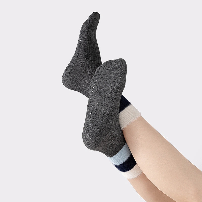 Cotton Full Toe Pilates Grip Socks Soft Gray Cozy Warm Daily Fit 02